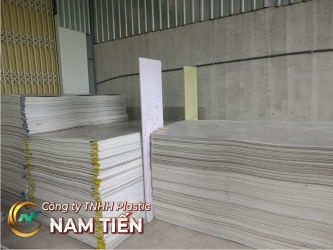 Tấm PVC lưng tủ